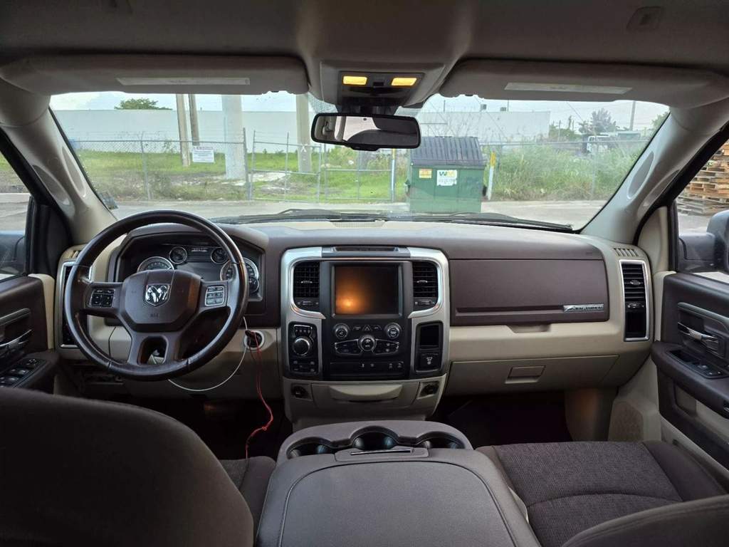 2019 DODGE RAM 6