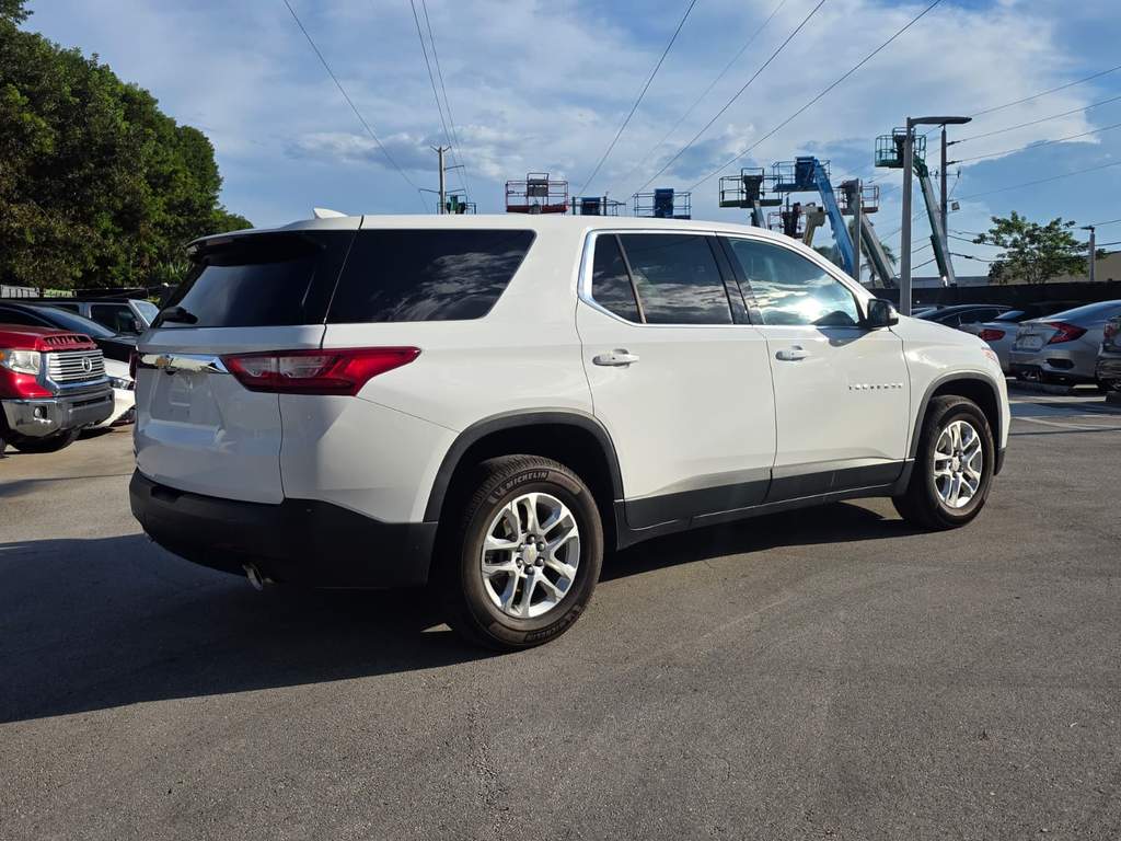 2021 CHEVROLET TRAVERSE 3