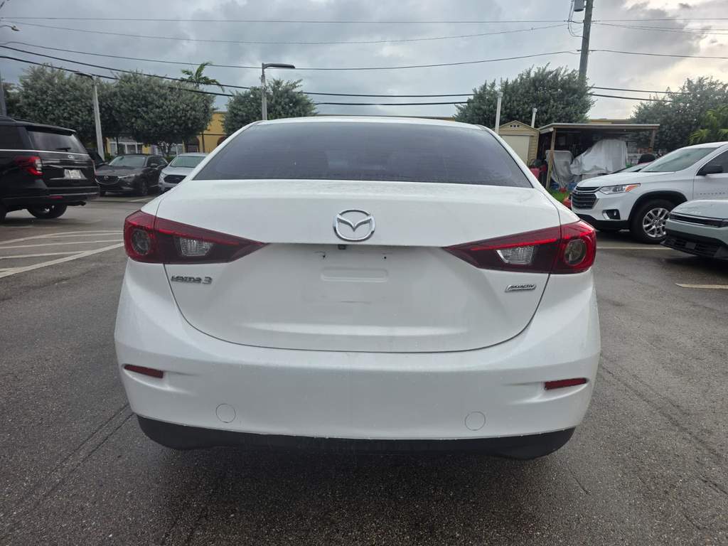 2018 MAZDA 3 7