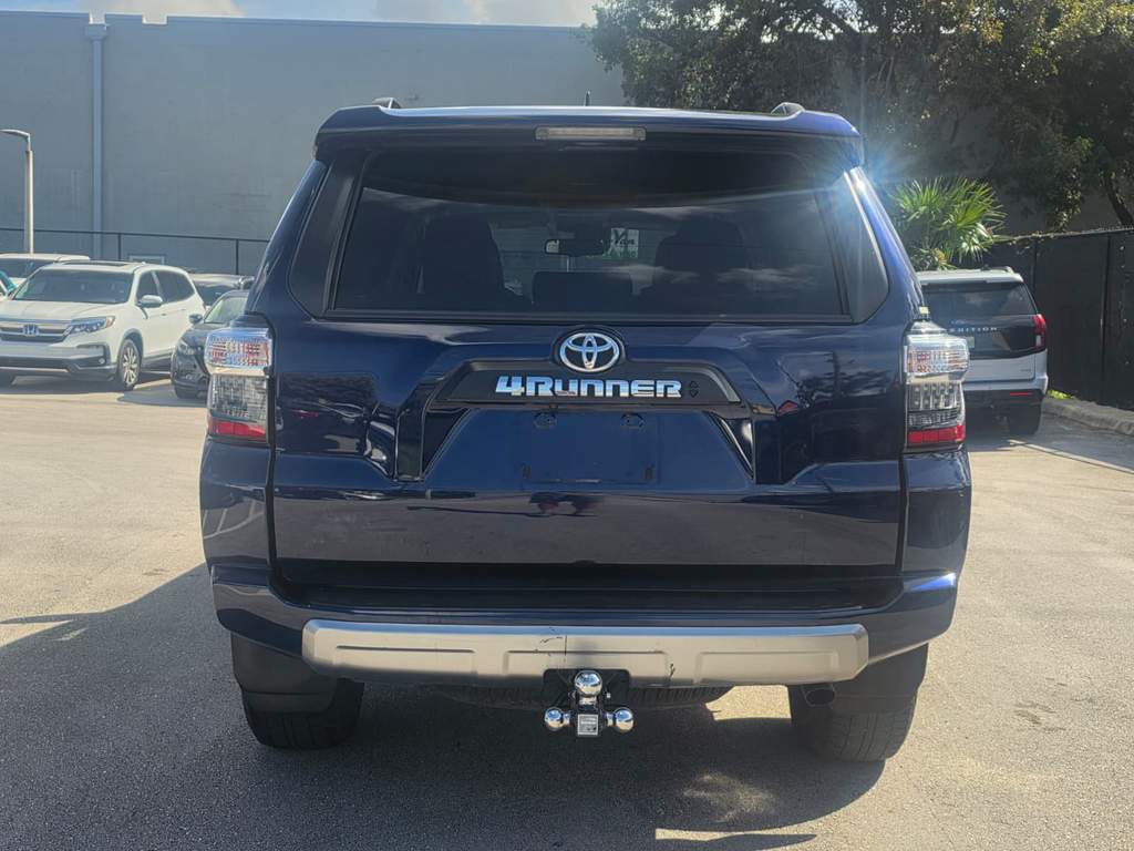2021 TOYOTA 4RUNNER 5