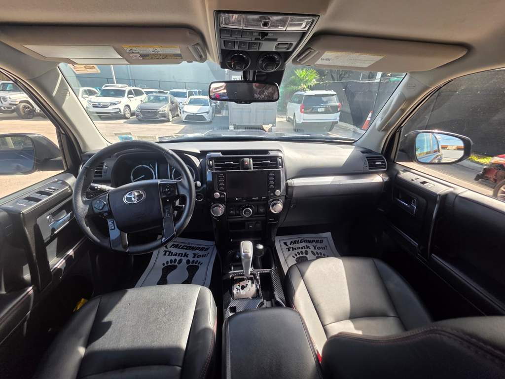 2021 TOYOTA 4RUNNER 9