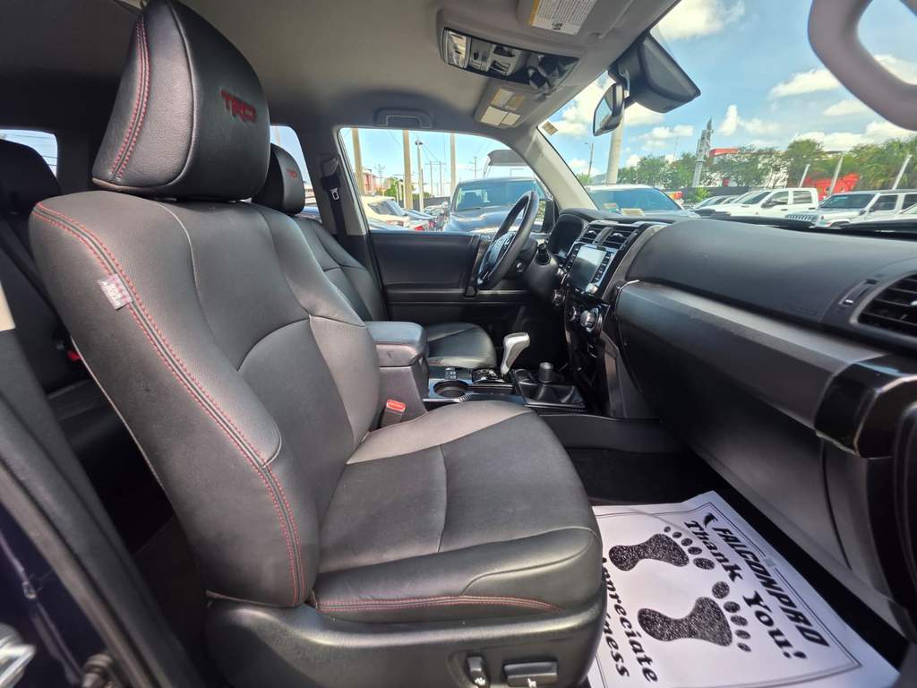 2021 TOYOTA 4RUNNER 10