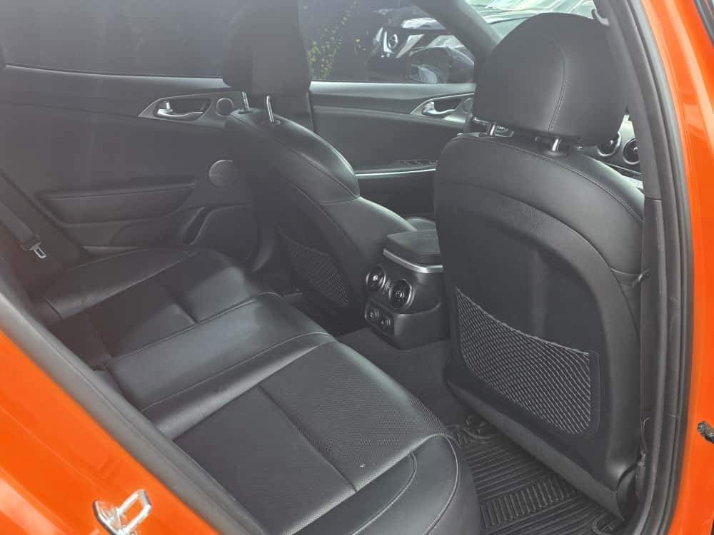 2019 KIA STINGER 5
