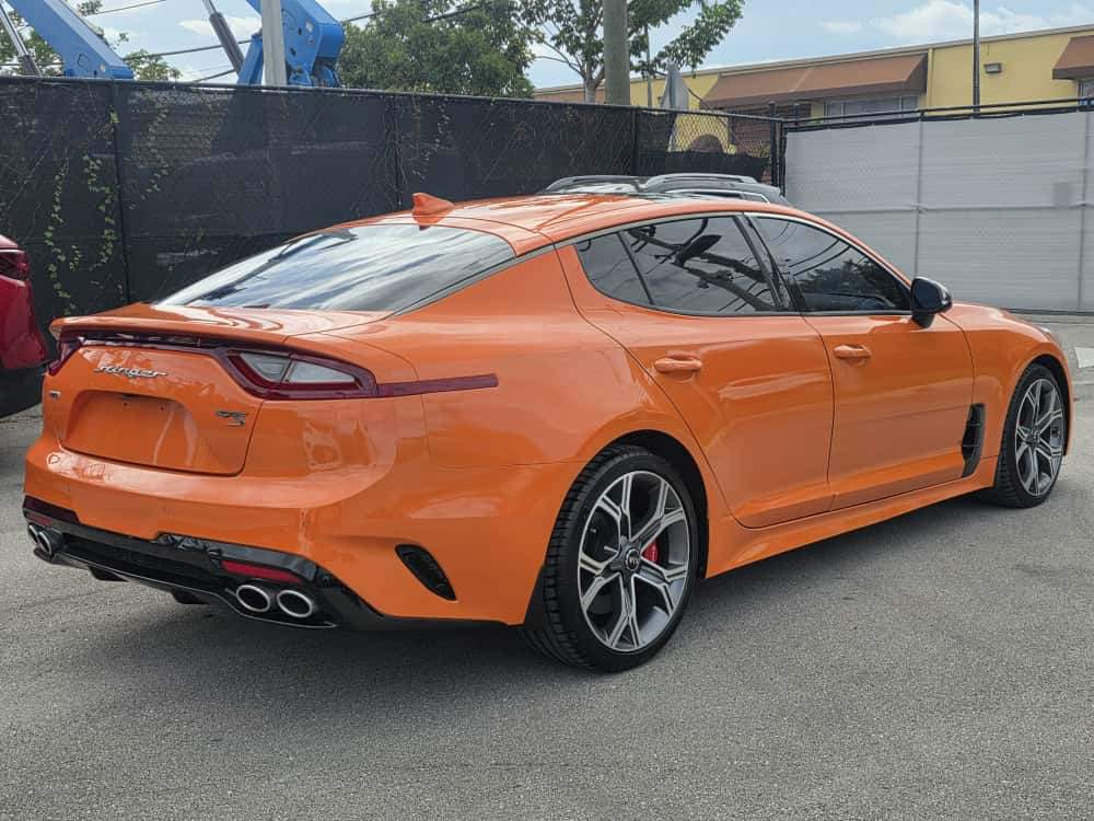2019 KIA STINGER 8