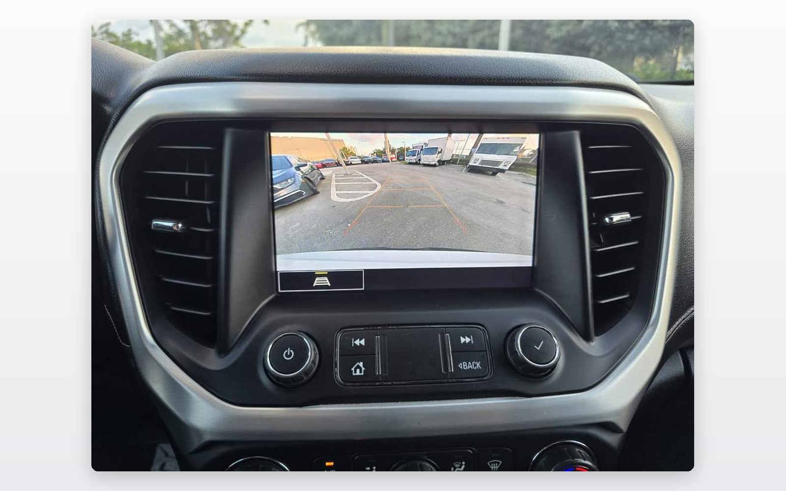 2021 GMC ACADIA 10