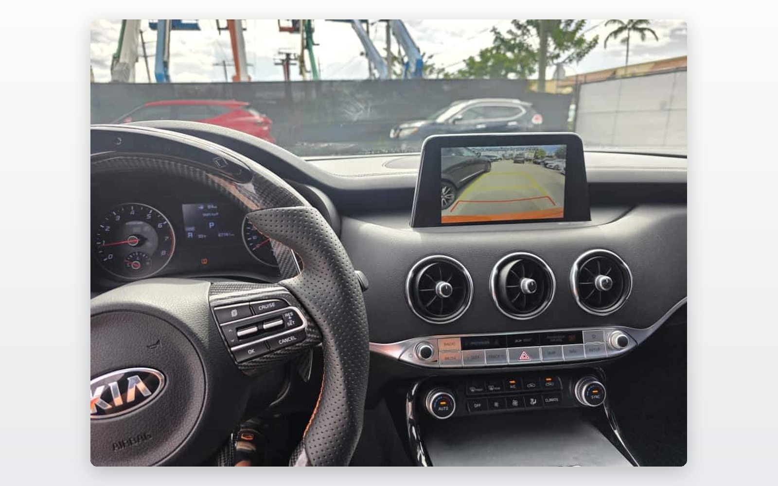 2019 KIA STINGER 9